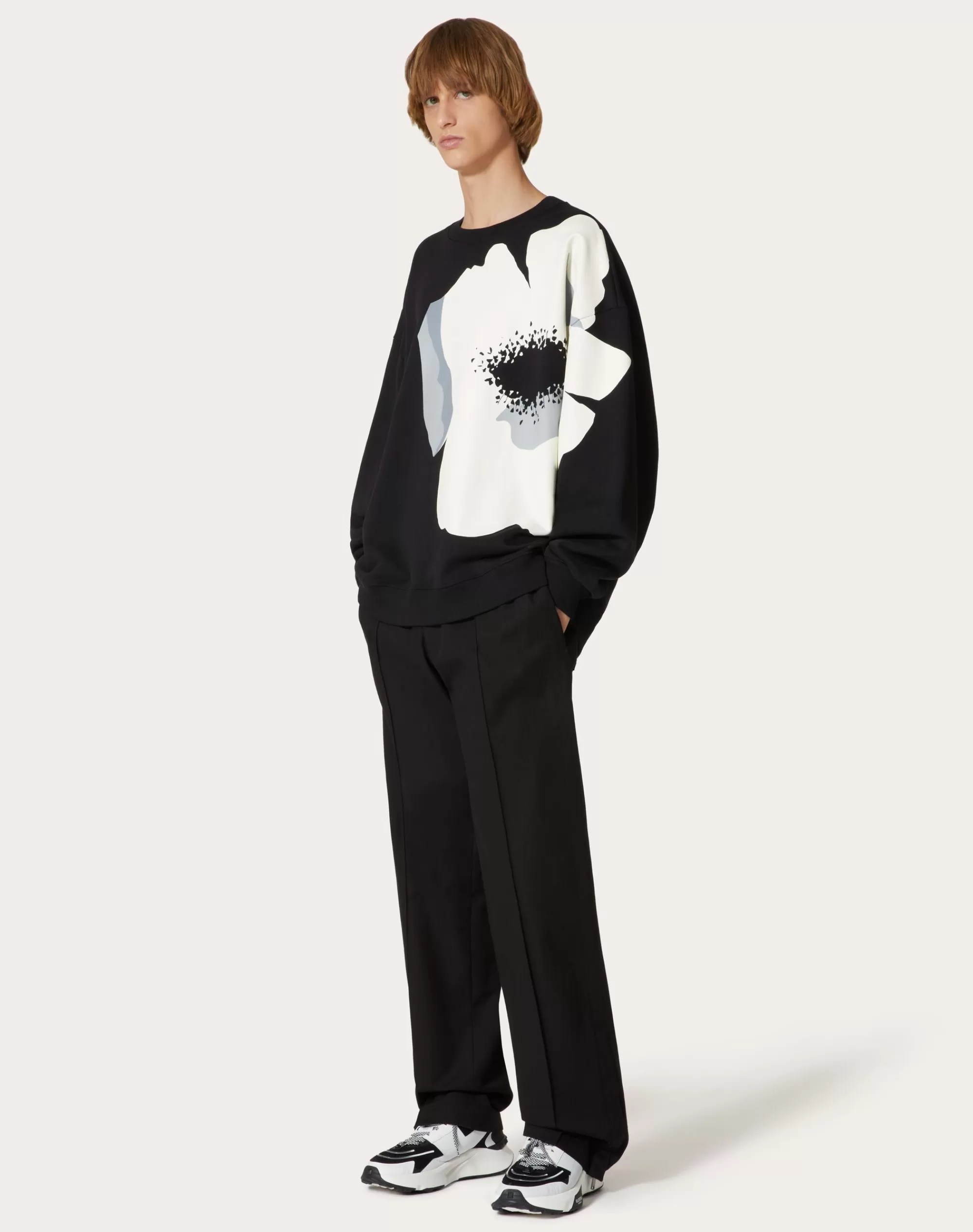 Valentino COTTON CREWNECK SWEATSHIRT WITH FLOWER PORTRAIT PRINT Black/grey/ivory Best Sale