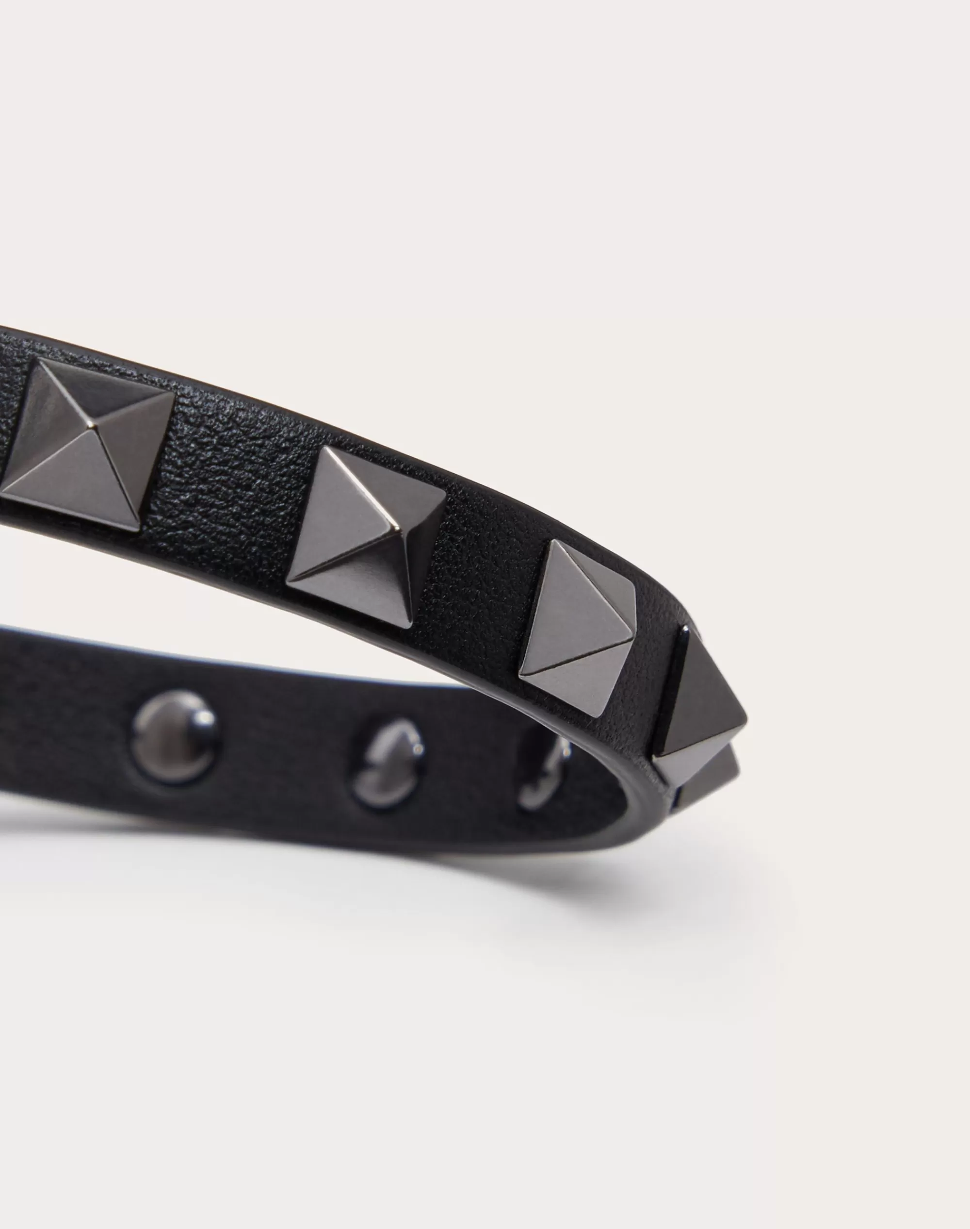 Valentino ROCKSTUD LEATHER BRACELET WITH RUTHENIUM STUDS Black Cheap