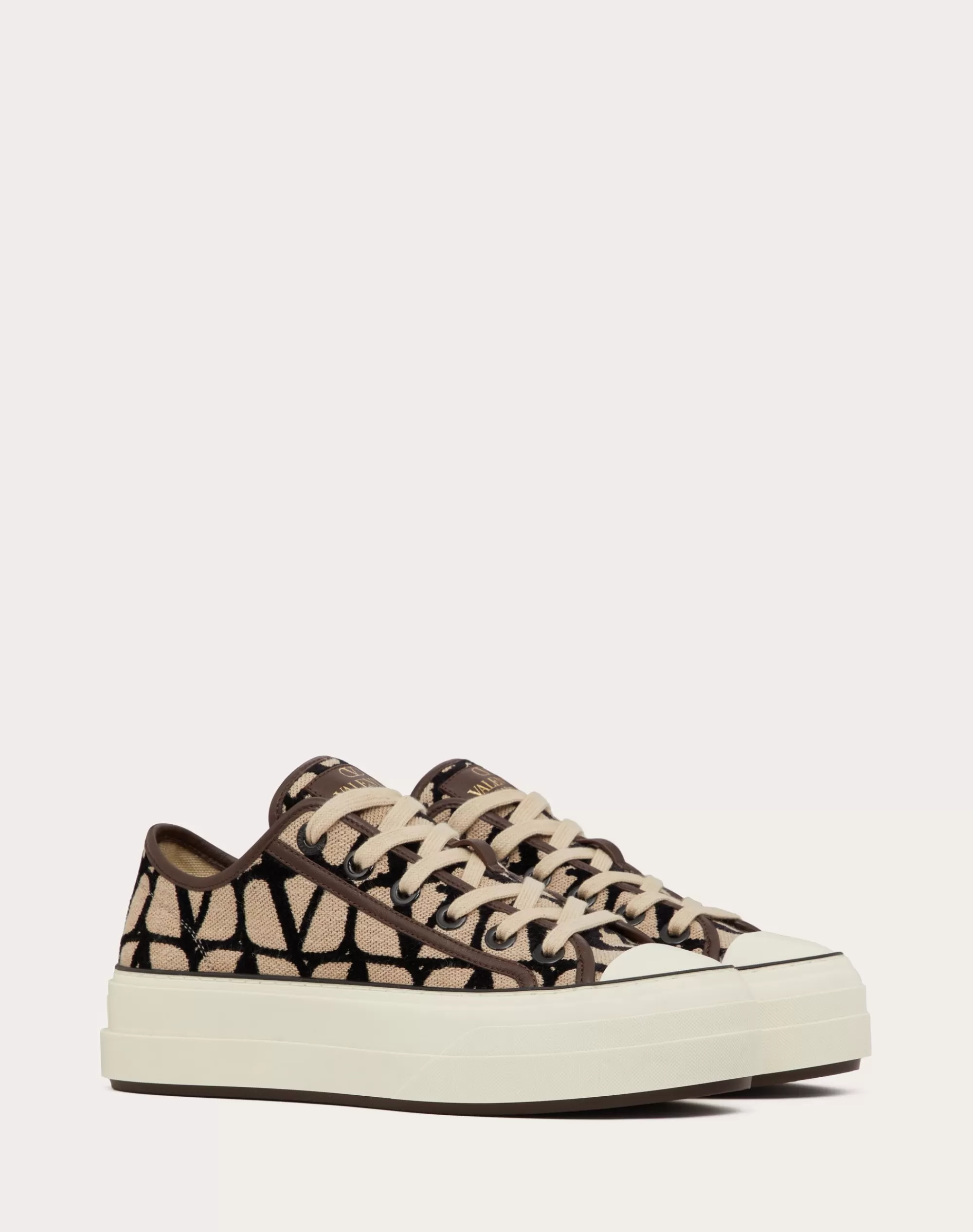 Valentino TOTALOOP XL SNEAKER IN TOILE ICONOGRAPHE Beige/black New