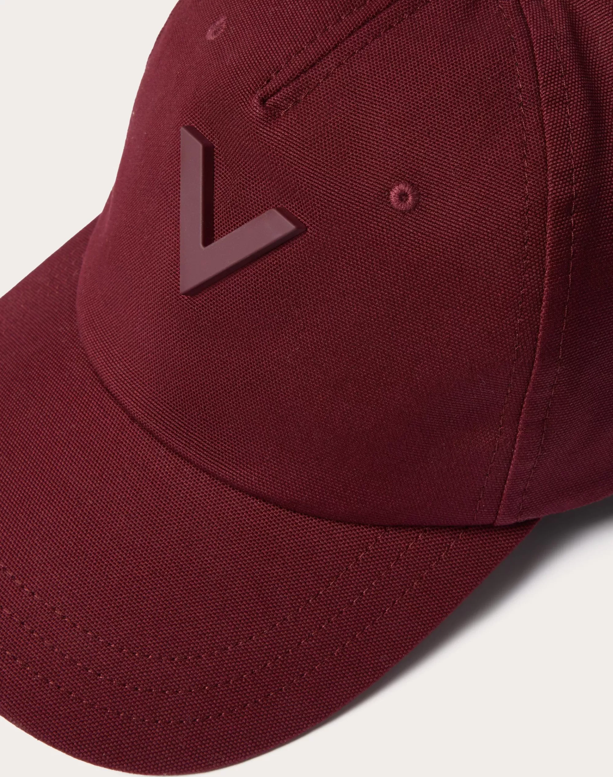 Valentino V DETAIL COTTON BASEBALL CAP WITH METAL V APPLIQUÉ Rubin Outlet