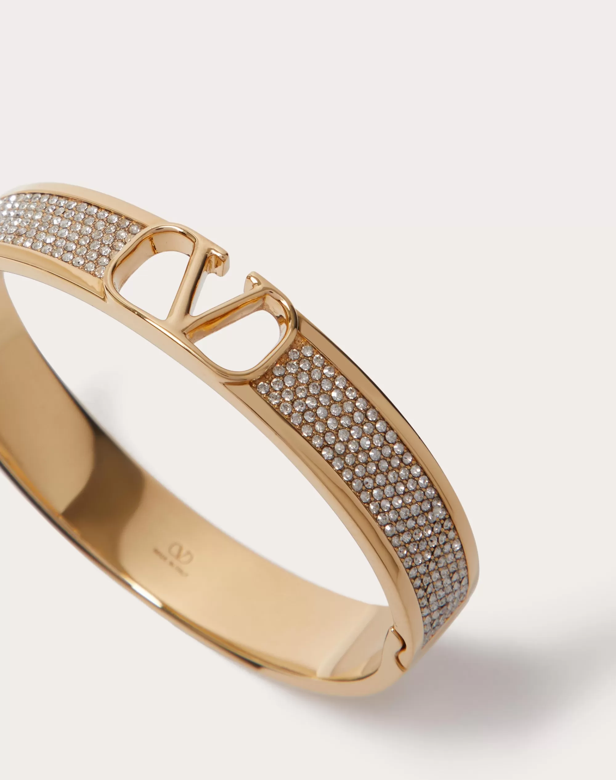 Valentino VLOGO SIGNATURE METAL AND SWAROVSKI® CRYSTAL BANGLE Gold Flash Sale